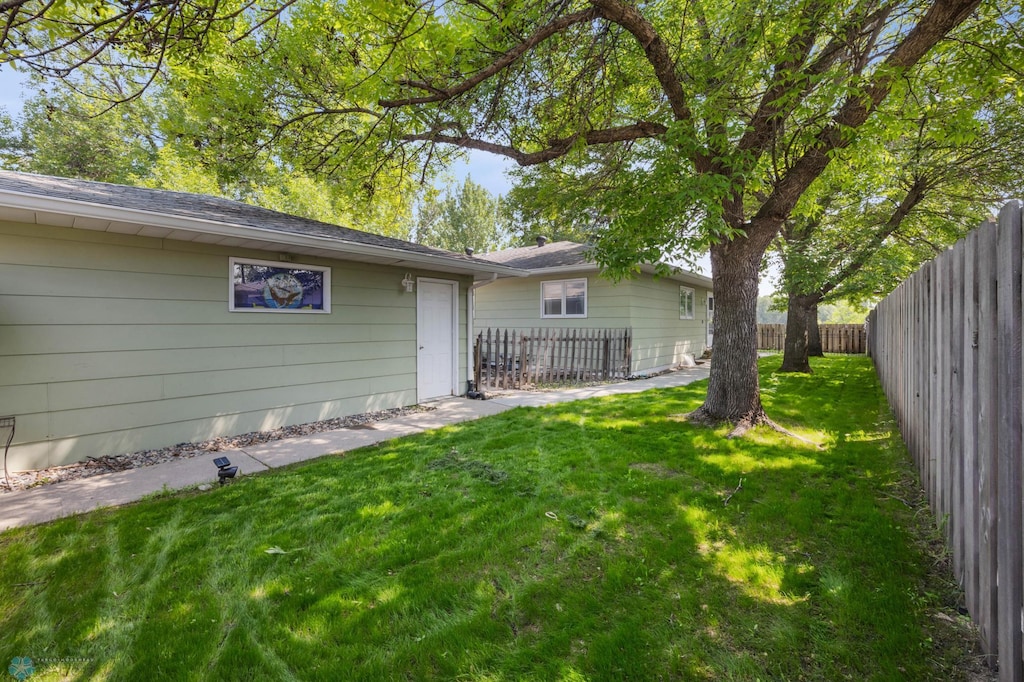 3034 18th St S, Fargo, ND 58103 - photo 1