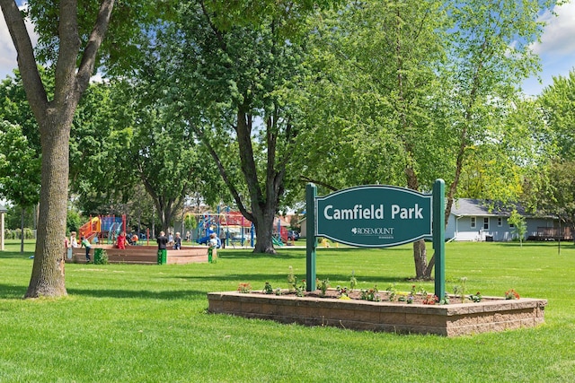 14896 Brenner Ct, Rosemount, MN 55068 - view of home's community featuring a lawn