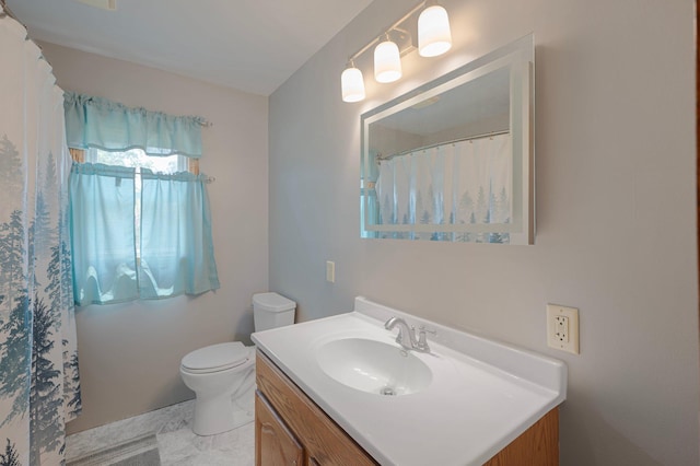 8241 120th St, Bogus Brook Twp, MN 56353 - full bath featuring vanity and toilet