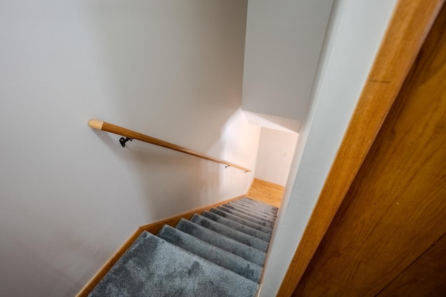 1865 Donegal Dr Unit 3, Woodbury, MN 55125 - view of staircase