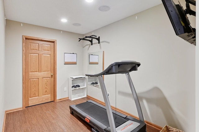 9534 Kirkwood Way N, Maple Grove, MN 55369 - exercise area featuring light wood-style floors and recessed lighting