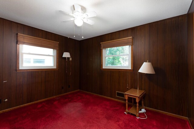 419 Jackson St, Saint Peter, MN 56082 - carpeted empty room featuring a ceiling fan
