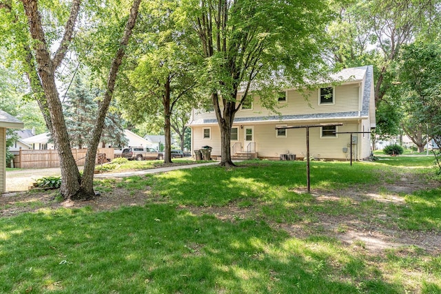 419 Jackson St, Saint Peter, MN 56082 - view of yard