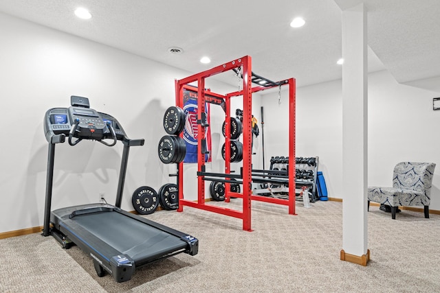 3010 Hazelwood St, Maplewood, MN 55109 - workout room featuring carpet flooring and recessed lighting
