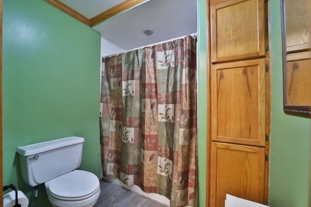 39808 340th Ln, Aitkin, MN 56431 - full bath with a shower with shower curtain, wood finished floors, and crown molding