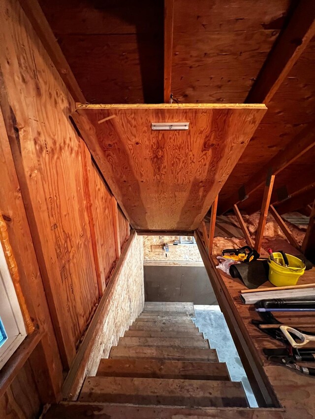860 11th Ave, Granite Falls, MN 56241 - view of stairway