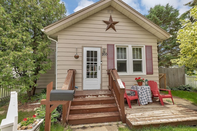 200 27th Ave N, Saint Cloud, MN 56303 - back of property with a wooden deck