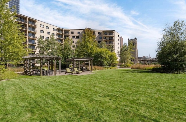 1200 Nicollet Mall Unit 205, Minneapolis, MN 55403 - view of community with a pergola, a yard, and a patio area