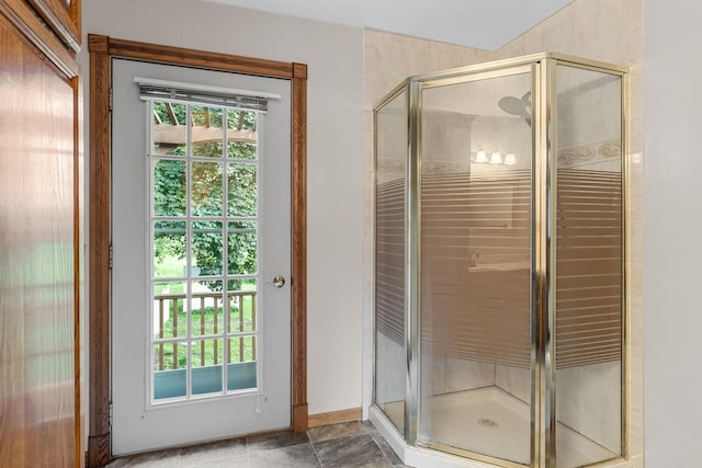 1218 4th Ave SE, Austin, MN 55912 - bathroom with a stall shower