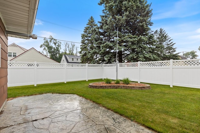 109 Pine Ave N, Canby, MN 56220 - fenced backyard with a patio
