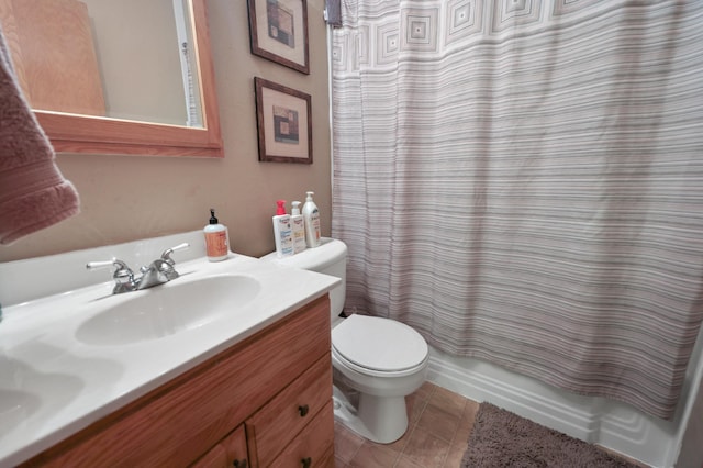 842 28th Ave N, Saint Cloud, MN 56303 - full bath featuring vanity, tile patterned flooring, and shower / bath combo with shower curtain