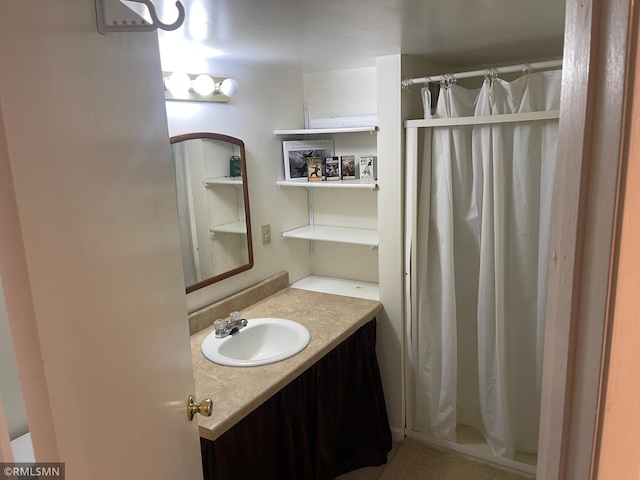 21507 County Road 560, Goodland Twp, MN 55742 - full bathroom featuring vanity and a shower with curtain