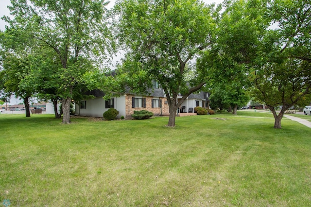 2417 Demores Dr S Unit 2, Fargo, ND 58103 - view of grassy yard