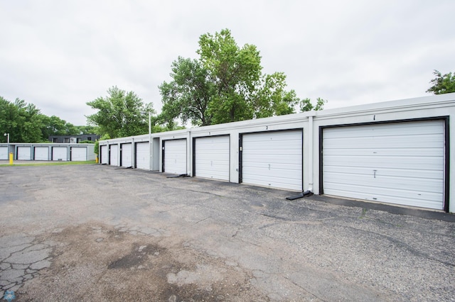 2417 Demores Dr S Unit 2, Fargo, ND 58103 - view of garage
