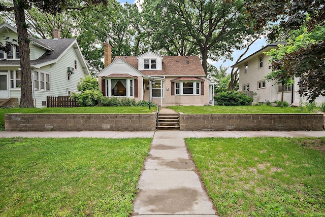 1442 Como Ave, Saint Paul, MN 55108 - view of front of home featuring a front yard