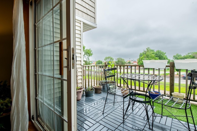 5724 4th St NE, Fridley, MN 55432 - view of balcony