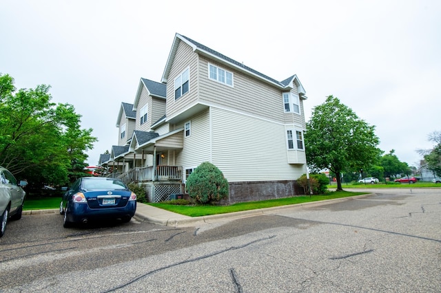 5724 4th St NE, Fridley, MN 55432 - view of side of property