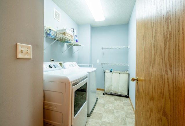 5724 4th St NE, Fridley, MN 55432 - laundry area with washer and dryer