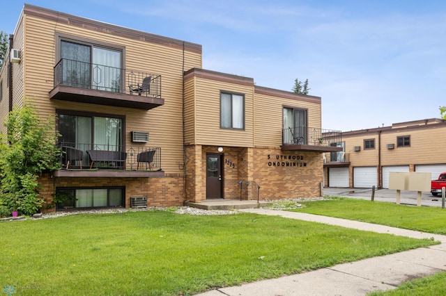 1225 7th St S Unit 6, Moorhead, MN 56560 - photo 2