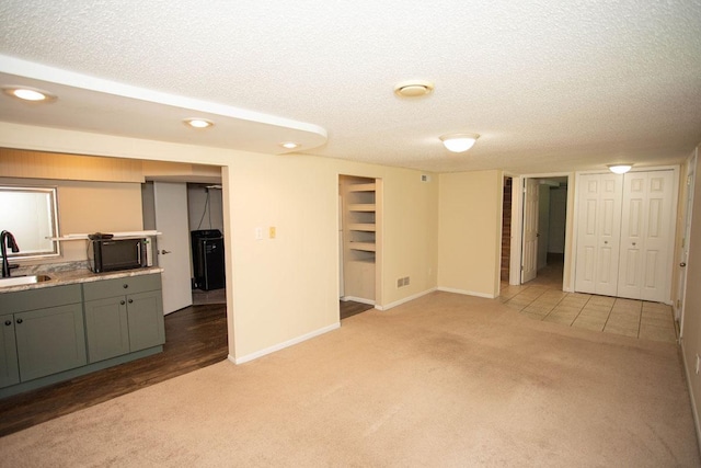 29930 Nathan Ct, Lindstrom, MN 55045 - living area featuring light carpet and a textured ceiling