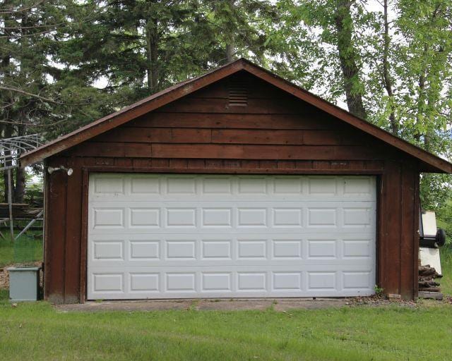 47393 209th Pl, Mcgregor, MN 55760 - view of garage