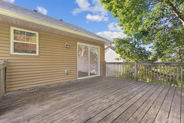 527 1st Ave NE, Lonsdale, MN 55046 - view of wooden deck