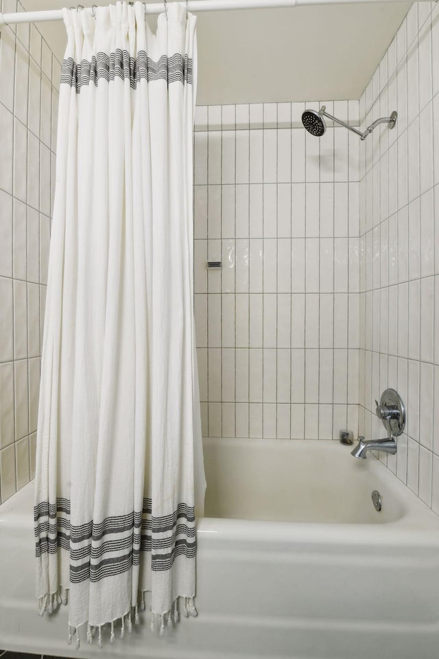 4210 Blaisdell Ave, Minneapolis, MN 55409 - bathroom with shower / bath combo with shower curtain
