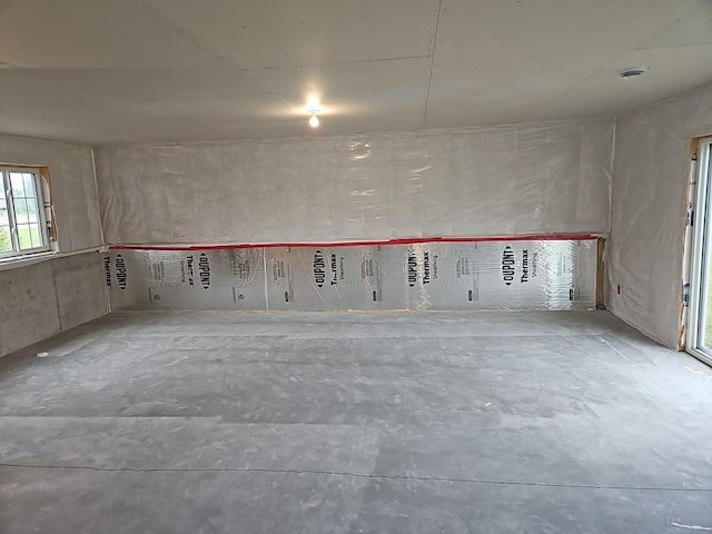 591 Alaska Loop, Cambridge, MN 55008 - unfurnished room with unfinished concrete floors
