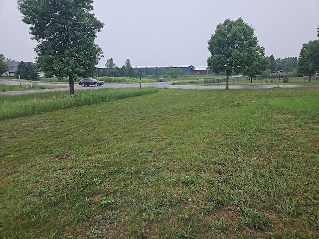 591 Alaska Loop, Cambridge, MN 55008 - view of grassy yard