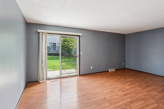 2360 Dorland Pl E, Maplewood, MN 55119 - photo 3