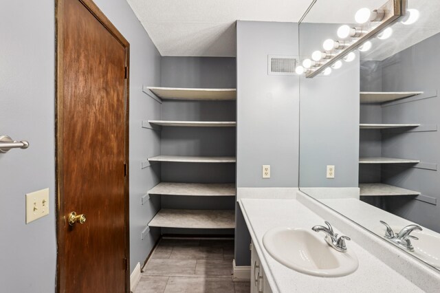 2360 Dorland Pl E, Maplewood, MN 55119 - photo 24