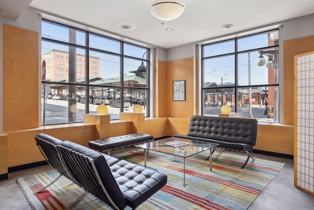 270 4th St E Unit 509, Saint Paul, MN 55101 - community lobby with floor to ceiling windows