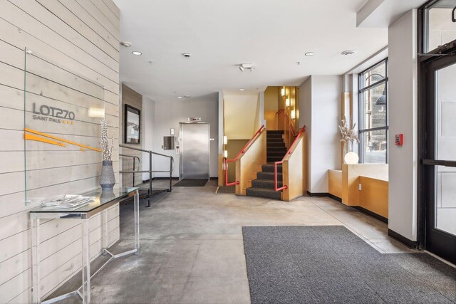 270 4th St E Unit 509, Saint Paul, MN 55101 - building lobby featuring recessed lighting and stairway
