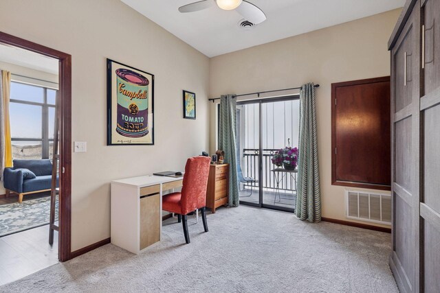 270 4th St E Unit 509, Saint Paul, MN 55101 - office space with light carpet and ceiling fan