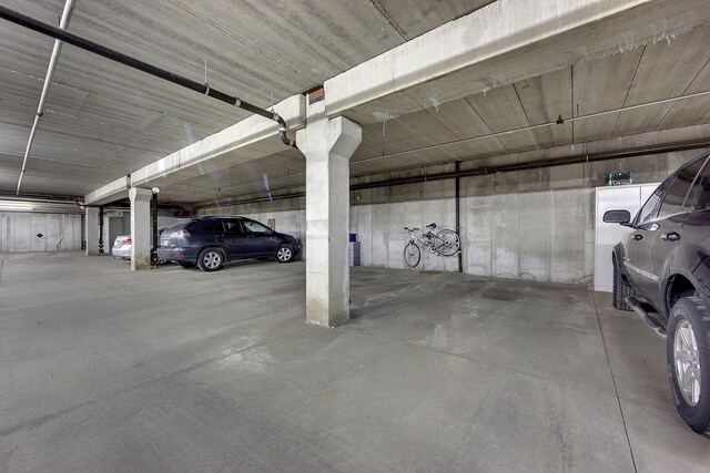 270 4th St E Unit 509, Saint Paul, MN 55101 - view of parking garage