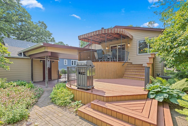 1803 Hubbard Ave, Saint Paul, MN 55104 - wooden terrace featuring area for grilling