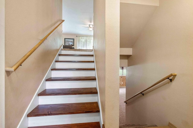 7270 Stone Rdg, Crow Wing Twp, MN 56401 - view of stairway