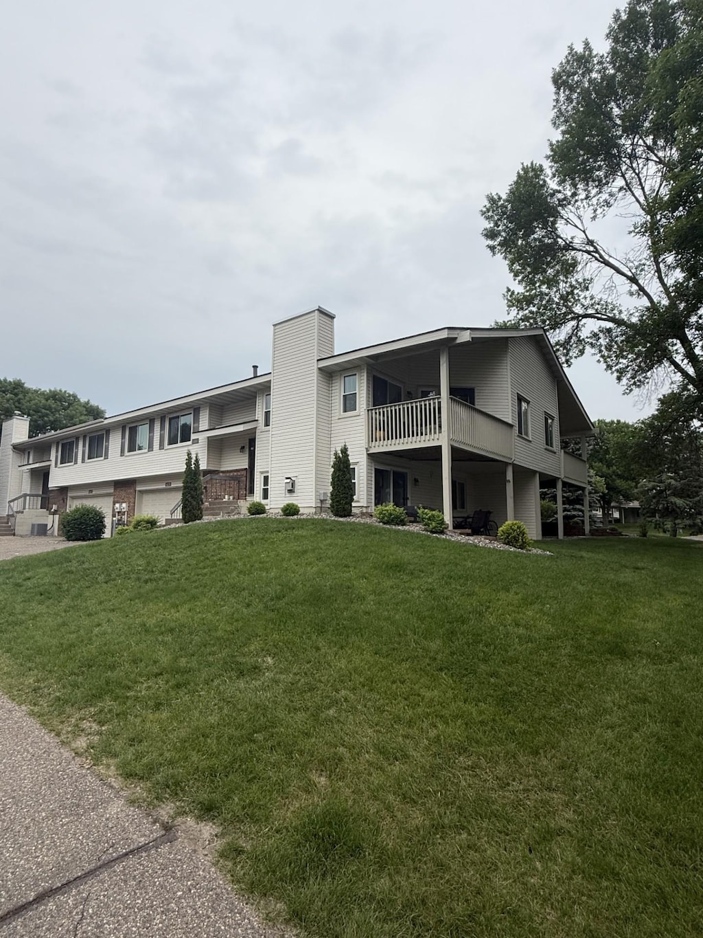 4125 Goldenrod Ln N, Plymouth, MN 55441 - view of building exterior