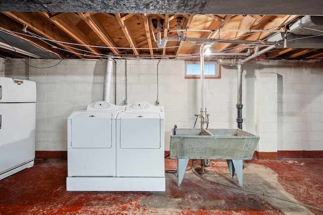 1306 Ryan Ave W, Roseville, MN 55113 - laundry area with independent washer and dryer