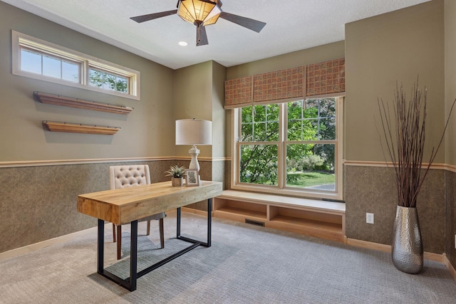 974 County Road C E, Maplewood, MN 55109