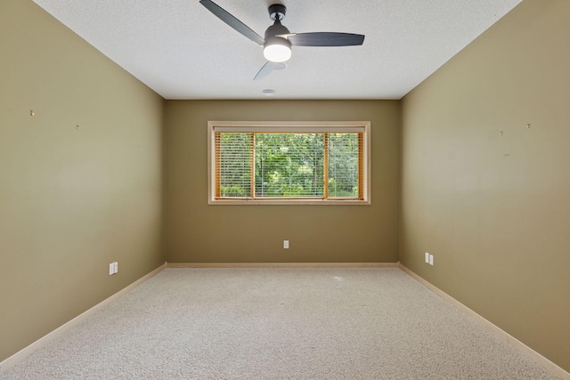 974 County Road C E, Maplewood, MN 55109