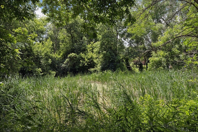 974 County Road C E, Maplewood, MN 55109