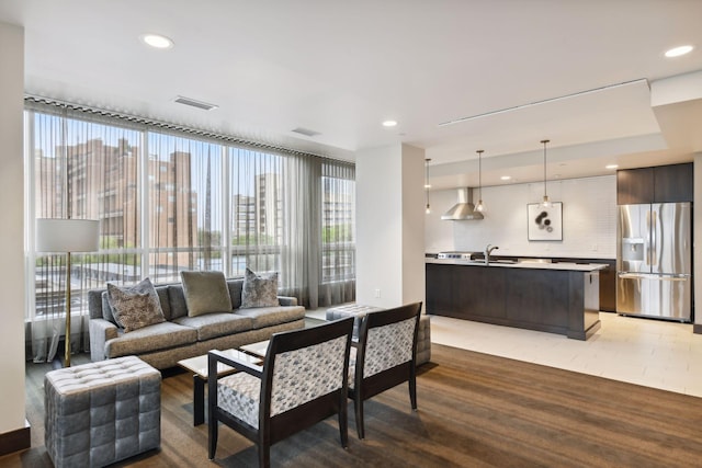 222 2nd St SE Unit 1503, Minneapolis, MN 55414 - living room featuring recessed lighting