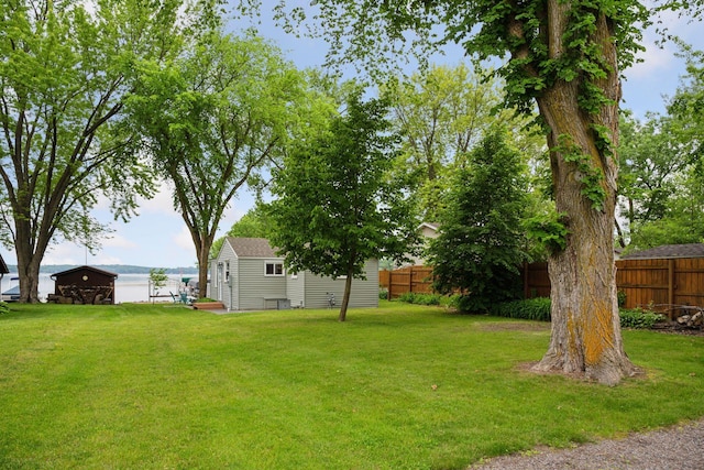7315 120th St NW, Annandale, MN 55302 - view of yard featuring an outbuilding