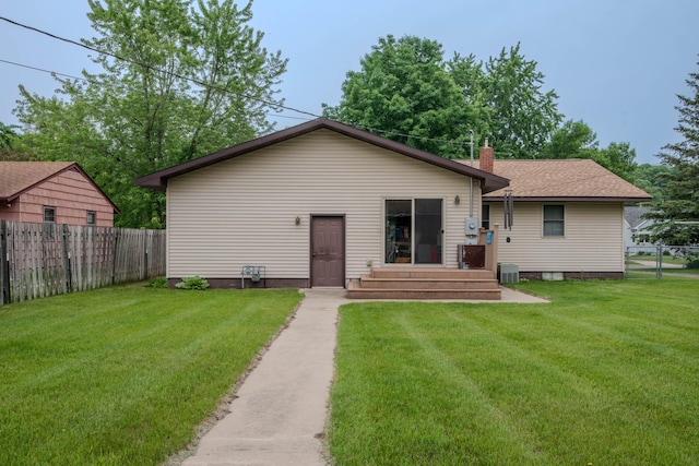 1009 7th St NE, Little Falls, MN 56345 - photo 3