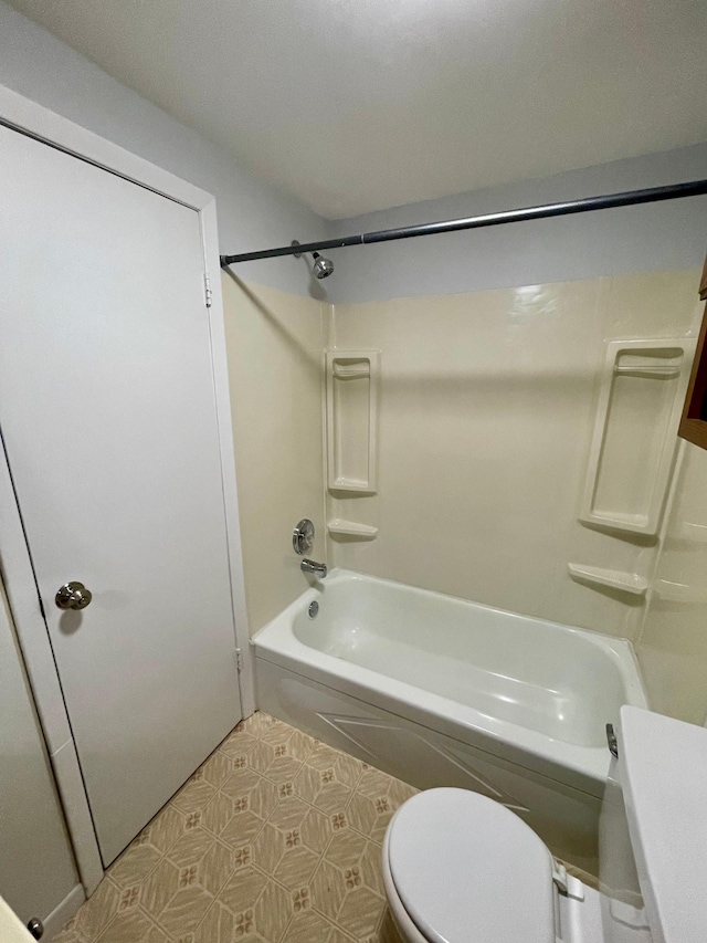 10244 State Highway 87, Blueberry Twp, MN 56464 - full bath featuring toilet and shower / bath combination