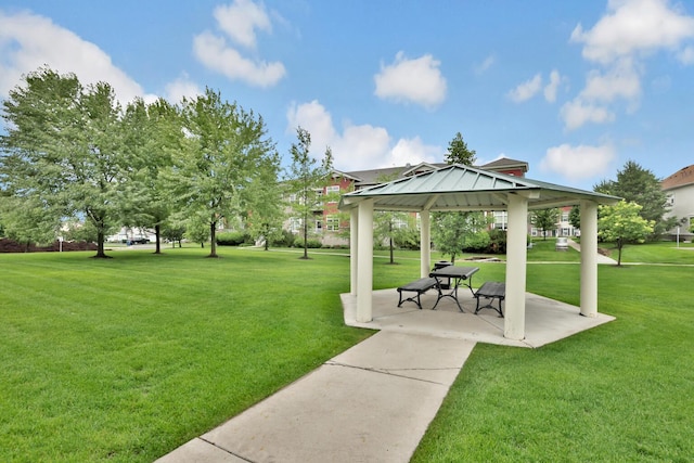 17417 72nd Ave N Unit 205, Maple Grove, MN 55311 - surrounding community featuring a gazebo and a lawn