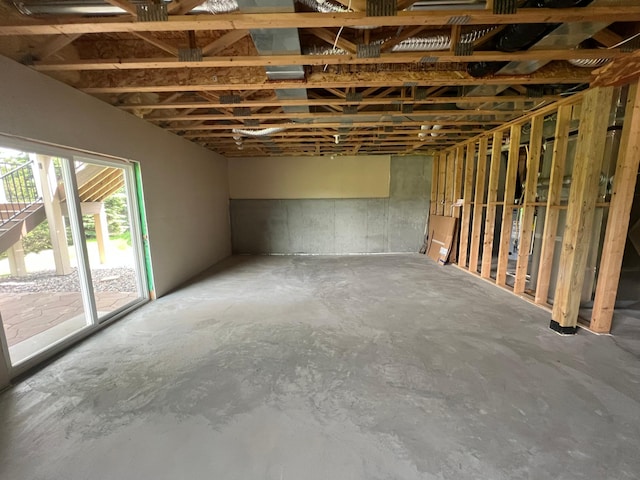9721 Emerson Ct, Eden Prairie, MN 55347 - view of below grade area