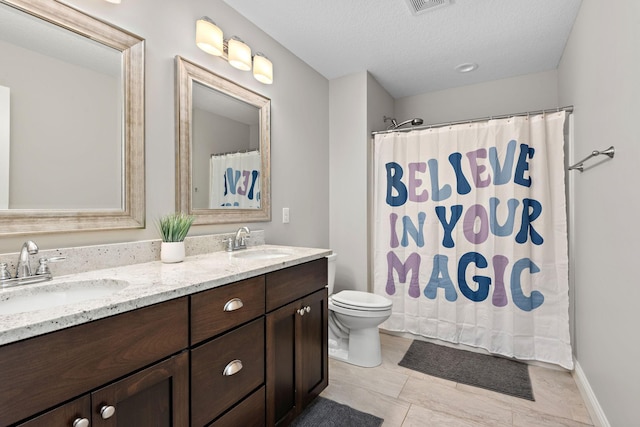 14675 77th St NE, Otsego, MN 55330 - full bathroom with double vanity, a shower with shower curtain, and a textured ceiling
