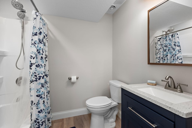 14675 77th St NE, Otsego, MN 55330 - full bath with vanity and wood finished floors